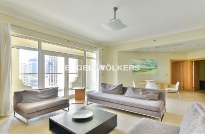 Apartment - 2 - 4 for rent in Al Das - Shoreline Apartments - Palm Jumeirah - Dubai