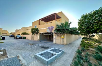 Villa - 4 - 5 for rent in Muzera Community - Al Raha Gardens - Abu Dhabi
