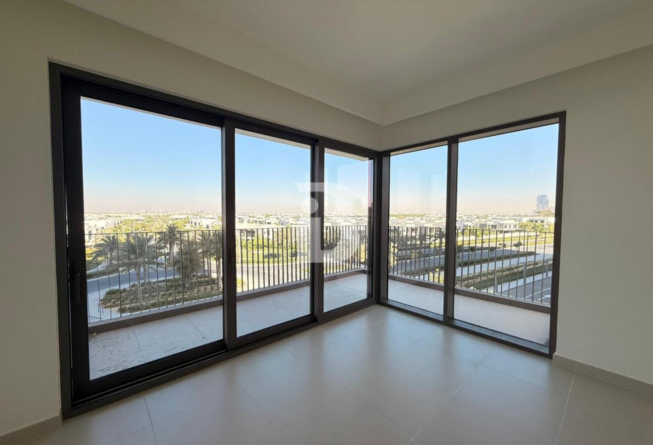 Brand New | Low Floor | Prime Location photo 4