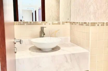 شقة - 2 غرف نوم - 3 حمامات للبيع في بحر 4 - بحر - جميرا بيتش ريزيدنس - دبي