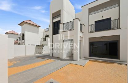 Villa - 4 Bedrooms - 6 Bathrooms for rent in Fay Al Reeman II - Al Shamkha - Abu Dhabi Villa - 4 Bedrooms - 6 Bathrooms for rent in Fay Al Reeman II - Al Shamkha - Abu Dhabi