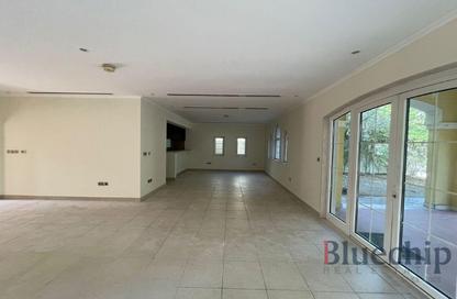 Villa - 3 Bedrooms - 4 Bathrooms for rent in District 8 - Jumeirah Park - Dubai