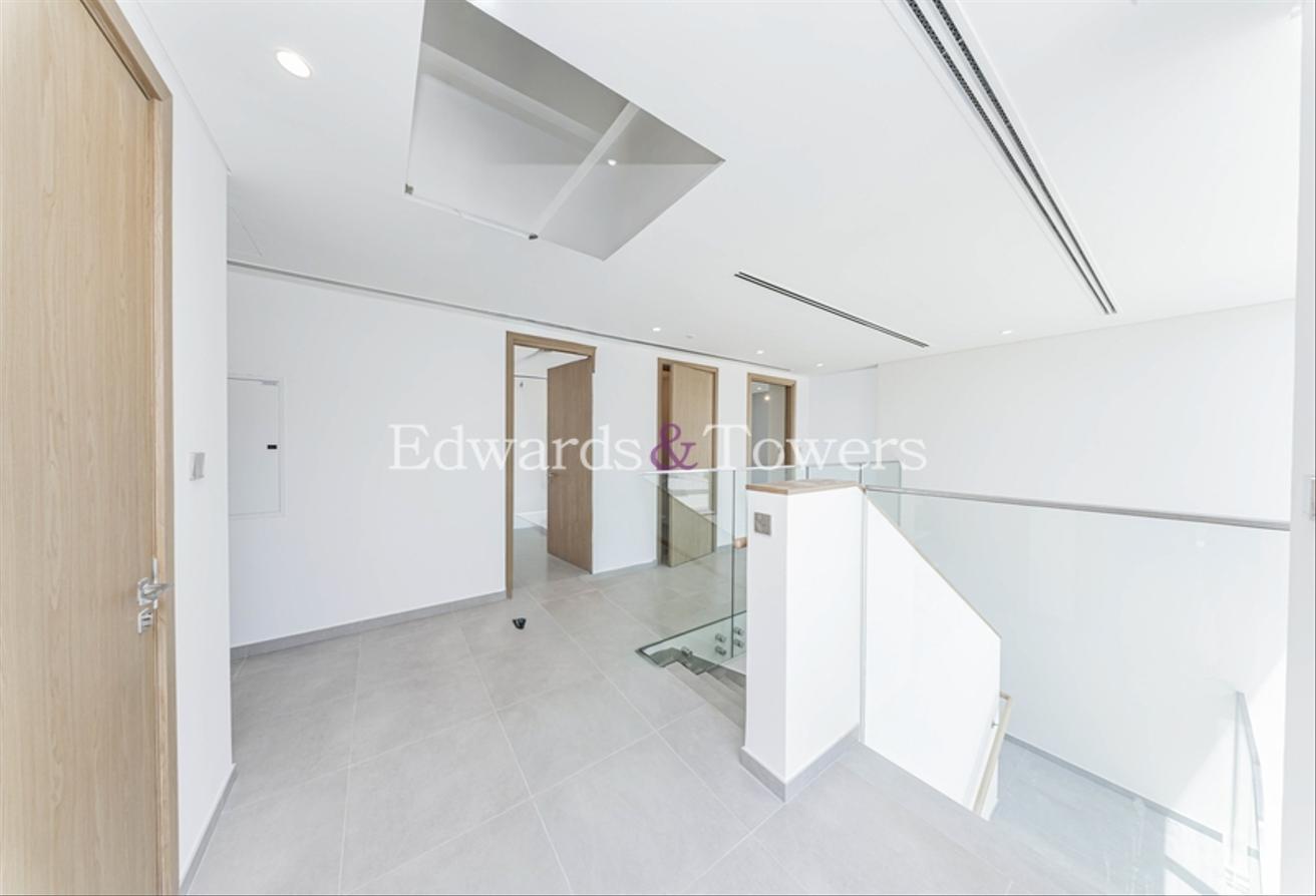 Must Be Seen Premium Upgraded | Type D1 photo 11