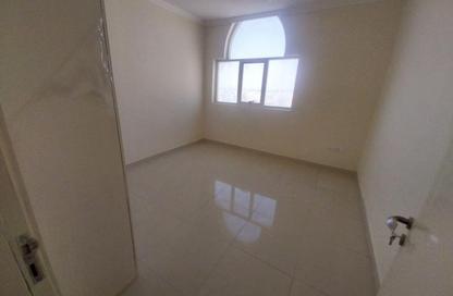 Apartment - 3 Bedrooms - 3 Bathrooms for rent in Muweileh Community - Muwaileh Commercial - Sharjah