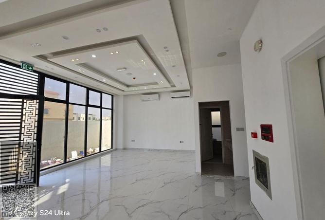 66708425 - Property Image 2