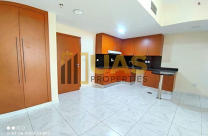 Apartment - Studio - 2 for rent in Golden Sands 12 - Al Mankhool - Bur Dubai - Dubai