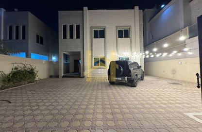 Villa - 5 Bedrooms - 7 Bathrooms for sale in Al Mowaihat 2 - Al Mowaihat - Ajman