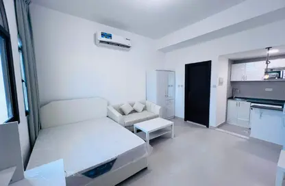 Apartment - 1 Bathroom for rent in Between Two Bridges - Abu Dhabi Apartment - 1 Bathroom for rent in Between Two Bridges - Abu Dhabi
