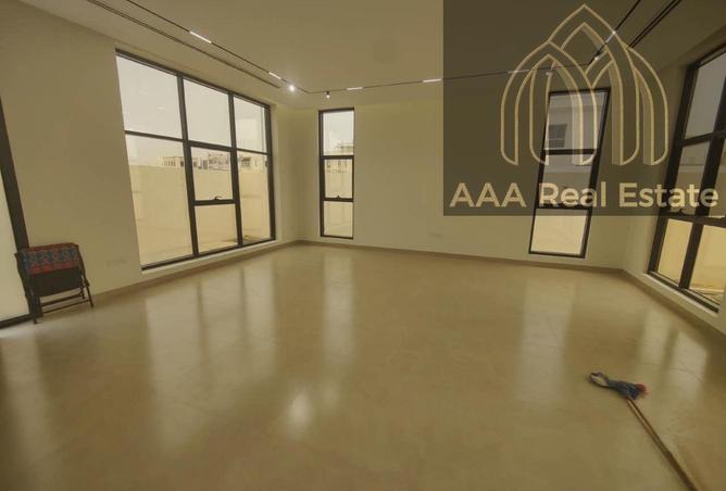 82374806 - Property Image 3