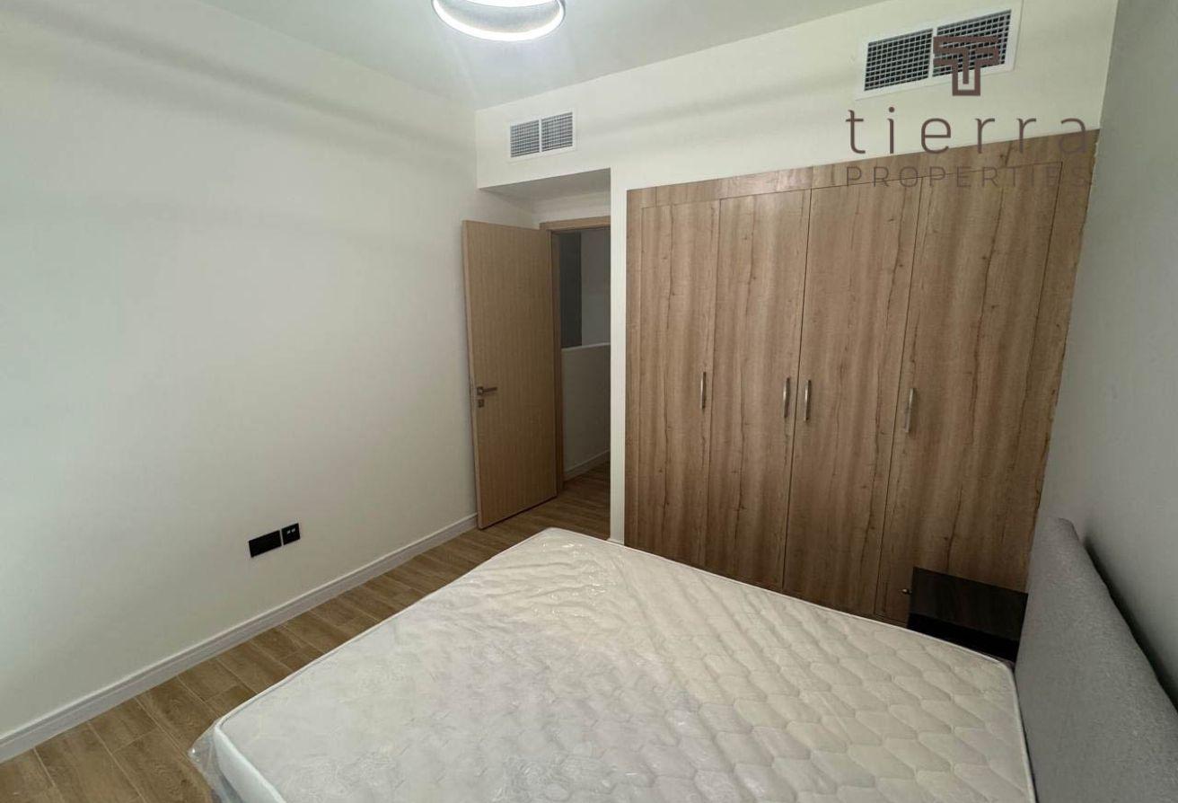 Park-Facing |Prime Location |Near Amenities & Mall photo 14