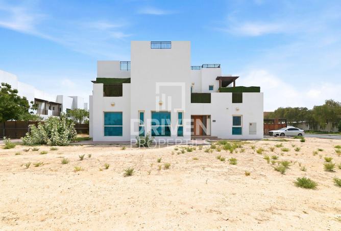 93568869 - Property Main Image