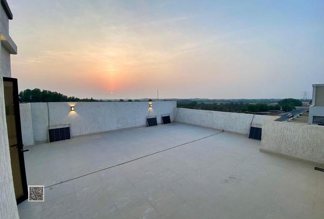 56161101 - Property Image 3