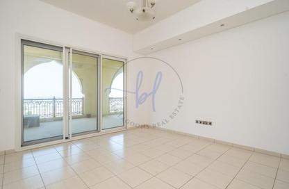 Apartment - 3 Bedrooms - 4 Bathrooms for sale in Marina Residences 4 - Marina Residences - Palm Jumeirah - Dubai