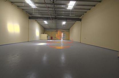 Warehouse - Studio - 1 Bathroom for rent in Al Jlail - Al Sajaa - Sharjah