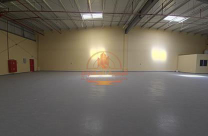 Warehouse - Studio - 1 Bathroom for rent in Al Jlail - Al Sajaa - Sharjah