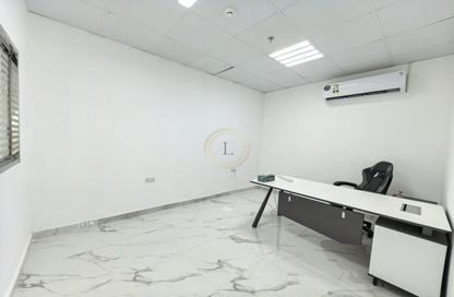 مستودع - استوديو - 1 حمام للايجار في وادي العين 1 - النود - العين
