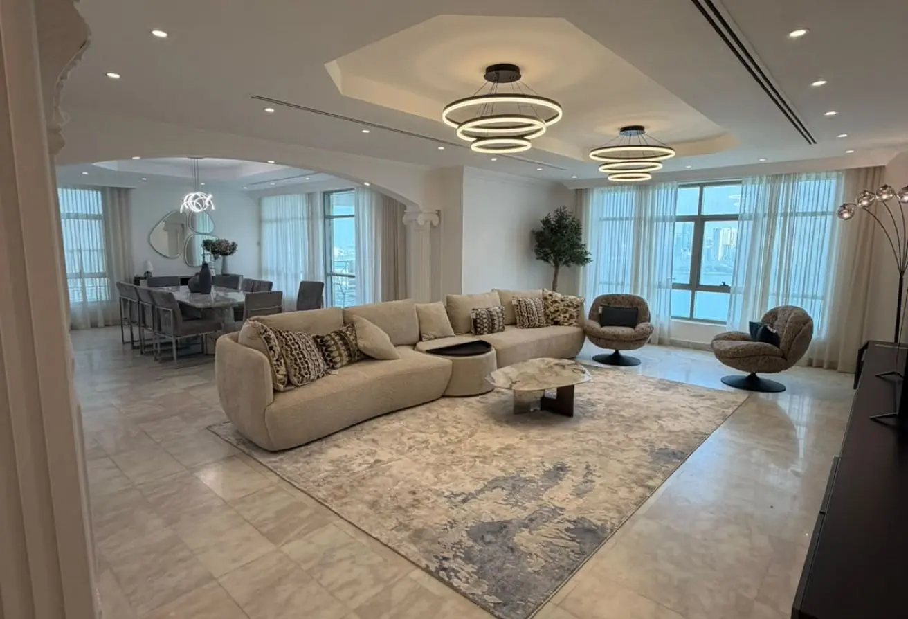 165582380 - Property Main Image