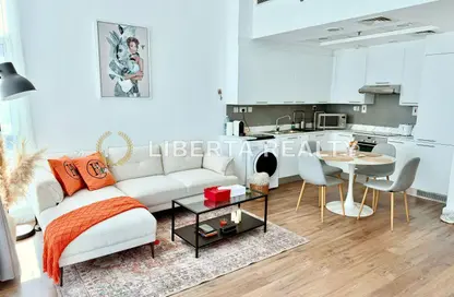 Apartment - Studio - 1 Bathroom for sale in Bay Square Building 9 - Bay Square - Business Bay - Dubai