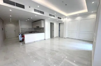 شقة - غرفة نوم - 2 حمامات للبيع في فكتوريا رزدنسي - الفرجان - دبي