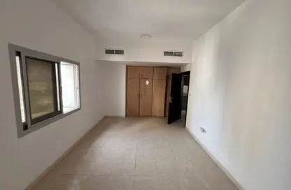 شقة - 2 غرف نوم - 2 حمامات للايجار في الجرف الصناعية 3 - الجرف الصناعية - عجمان