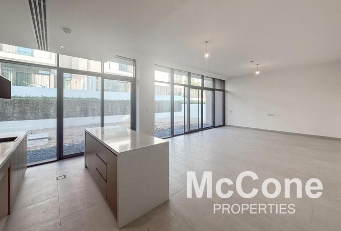 77381688 - Property Image 2