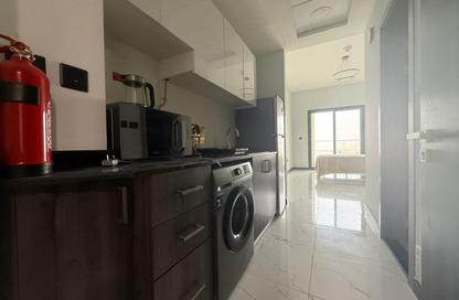 Apartment - Studio - 1 Bathroom for rent in Rukan Tower B - Rukan Tower - Rukan - Dubai Land - Dubai