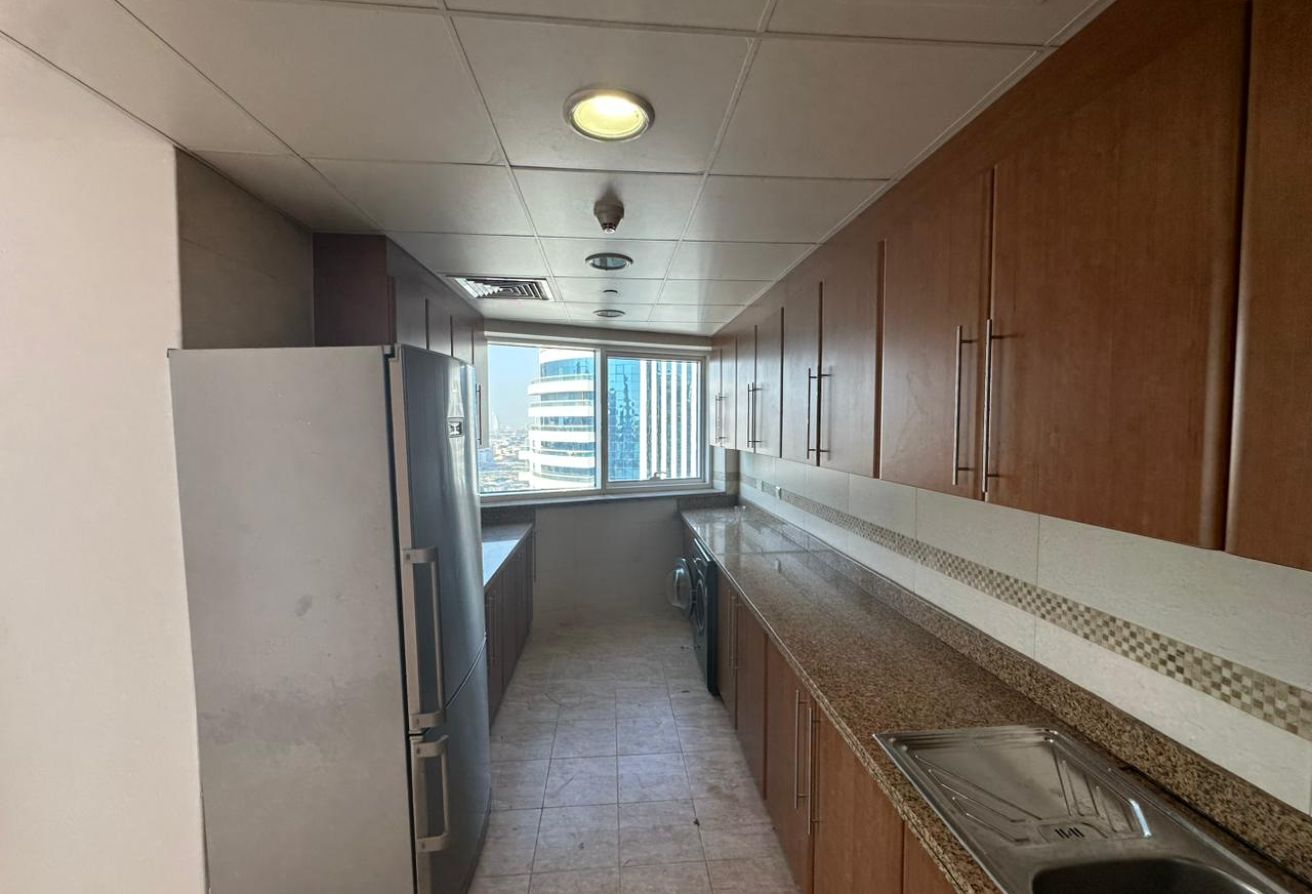 Sea View l Vacant l High Floor l 3 Parkings