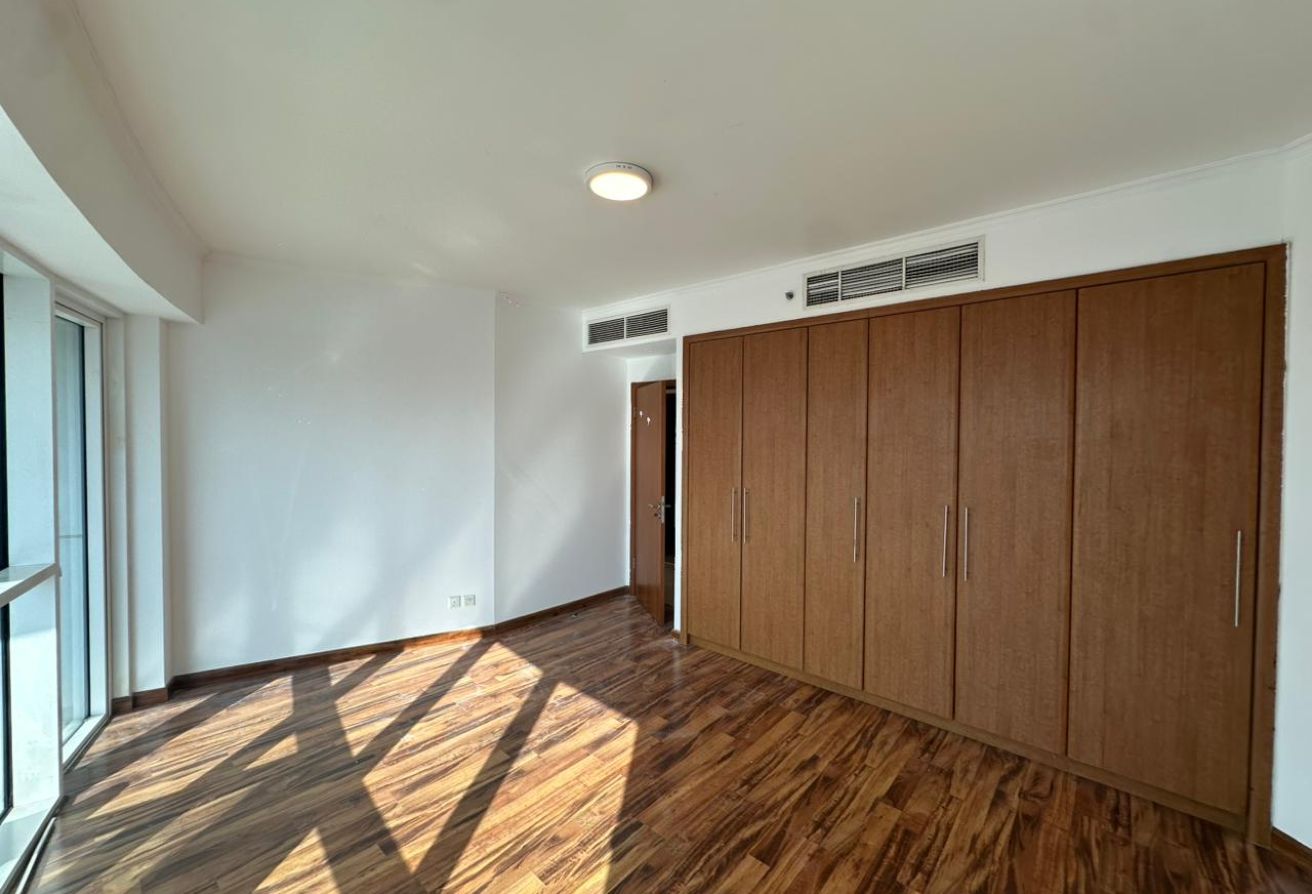 Sea View l Vacant l High Floor l 3 Parkings