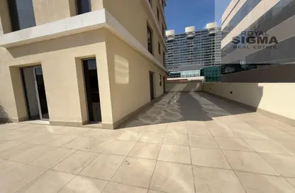 Apartment - 2 Bedrooms - 4 Bathrooms for rent in BurJuman Business Tower - Mankhool - Bur Dubai - Dubai