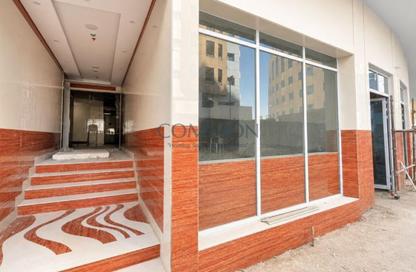 Shop - Studio for rent in Al Barsha 1 - Al Barsha - Dubai