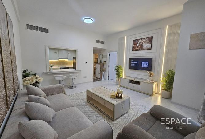 73111160 - Property Image 3