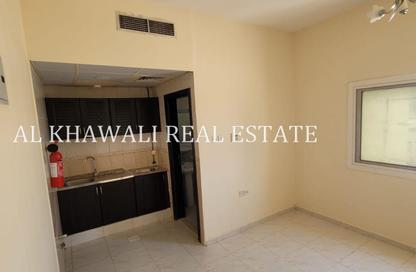 Apartment - Studio - 1 Bathroom for rent in Muweileh Community - Muwaileh Commercial - Sharjah