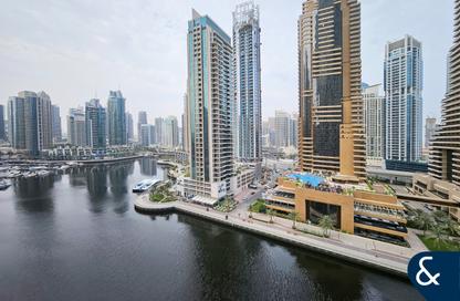 Apartment - 1 - 2 for rent in Cayan Tower - Dubai Marina - Dubai
