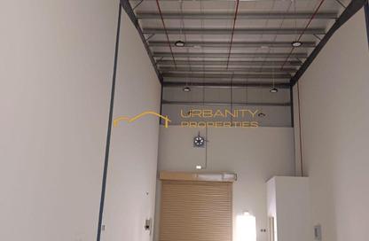 Warehouse - Studio for rent in Dubai Investment Park 1 (DIP 1) - Dubai Investment Park (DIP) - Dubai Warehouse - Studio for rent in Dubai Investment Park 1 (DIP 1) - Dubai Investment Park (DIP) - Dubai