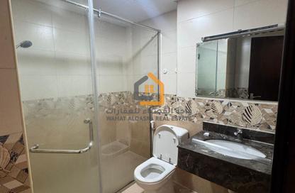 Apartment - 1 - 1 for rent in Al Majaz 3 - Al Majaz - Sharjah Apartment - 1 - 1 for rent in Al Majaz 3 - Al Majaz - Sharjah