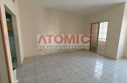 Apartment - Studio - 1 Bathroom for rent in Building U11 - Italy Cluster - International City - Dubai