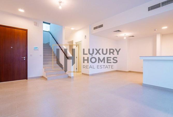 135611802 - Property Image 2