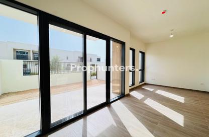 Duplex - 3 Bedrooms - 4 Bathrooms for rent in The Regent - Town Square - Dubai