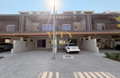 Townhouse - 4 - 4 for rent in Verona - Damac Hills 2 - Dubai