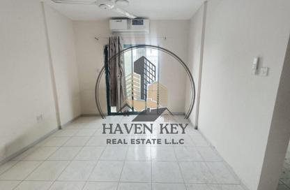 Apartment - 1 - 1 for rent in Fire Station Road - Muwaileh - Sharjah