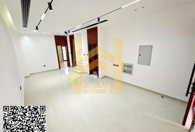 75402789 - Property Image 3