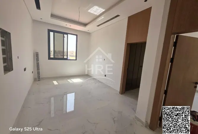 67822346 - Property Image 3