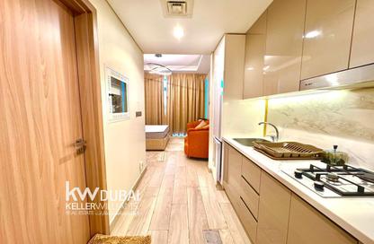 Apartment - Studio - 1 Bathroom for rent in Farhad Azizi Residence - Dubai Healthcare City 2 - Al Jaddaf - Dubai