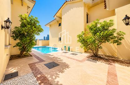Villa - 4 - 6 for rent in Garden Homes Frond O - Garden Homes - Palm Jumeirah - Dubai