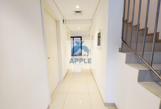 87468234 - Property Image 3