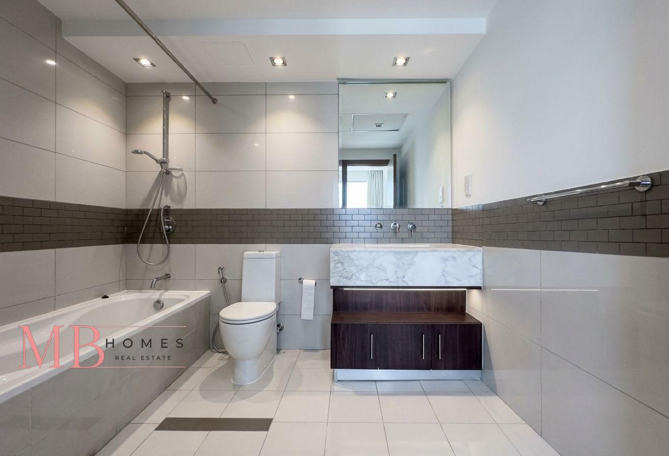 Prestigious Waterfront Living | Park Island photo 9