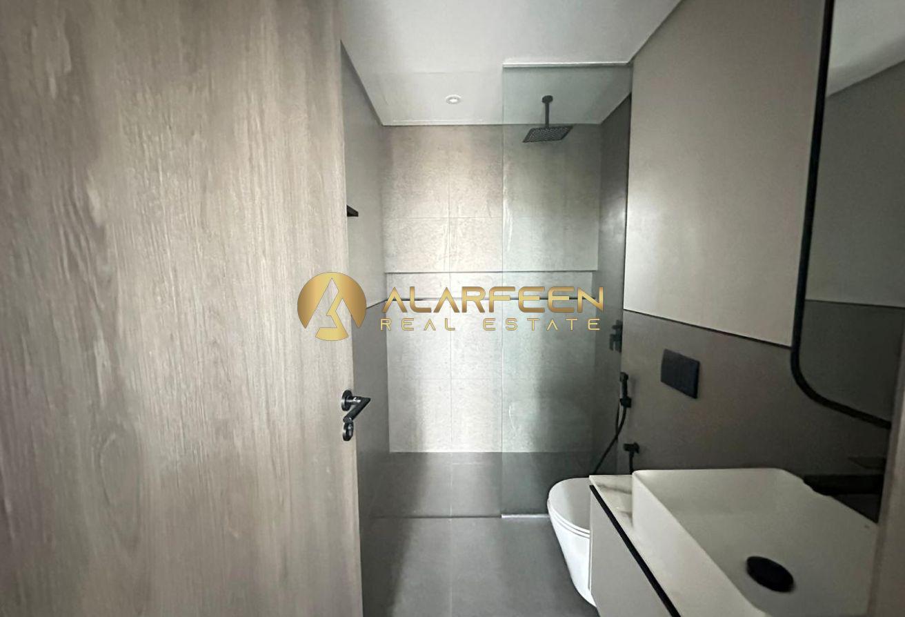 High End Finishing | 1BHK | Fitted White Goods photo 8