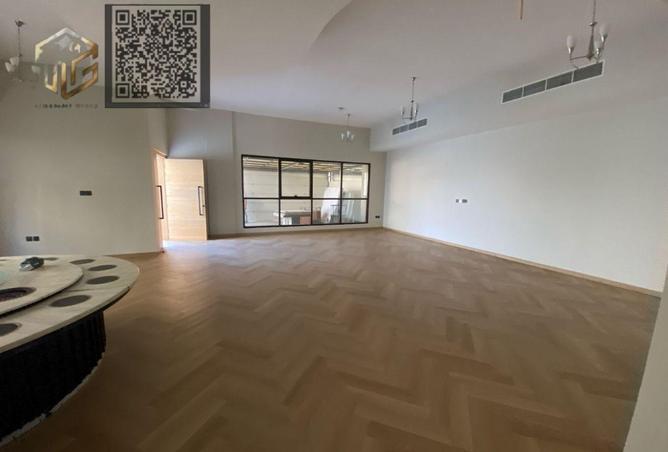 142368796 - Property Image 2