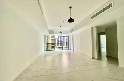 Apartment - 2 Bedrooms - 3 Bathrooms for rent in Muwaileh 29 Building - Muwaileh - Sharjah
