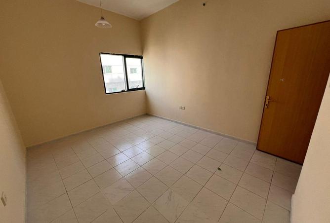 87448467 - Property Image 3